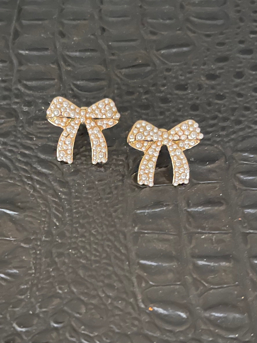 Juliet Bow Earrings
